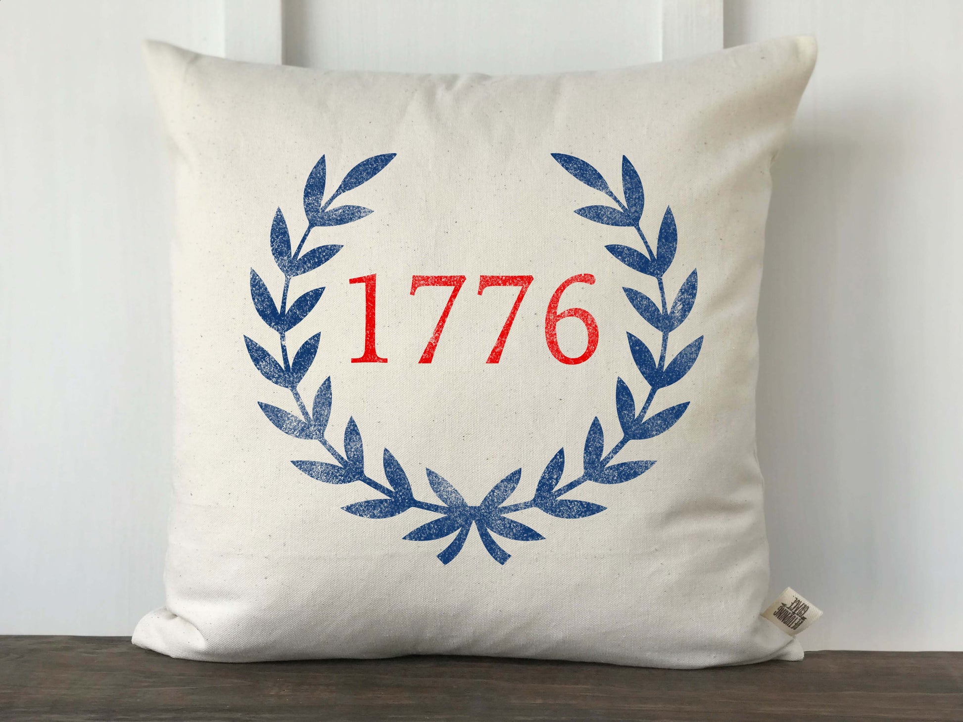 1776 Laurel Pillow Cover - Returning Grace Designs